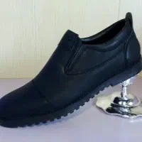 کفش مردانه و زنانه