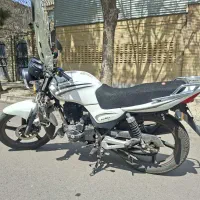 موتور پیشتاز ۲۰۰ D4 پلیسی باکسری