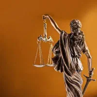 وکیل دادگستری- چک‌ (حکم‌جلب- نقطه‌زنی توقیف اموال)