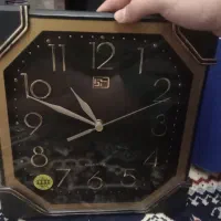 ساعت دیواری