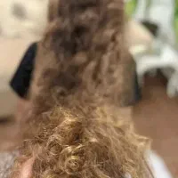مژده مژده.. سالن کوتاهی مو هستم