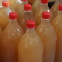 سرک سیب طبیعی خوب و سالم درجه یک