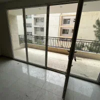 150-متر-3-خوابه-کلید-نخورده-رو-به-آفتاب