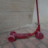 اسکوتر فلزی