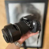 دوربین عکاسی کنون 700D با لنز 135-18