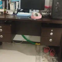 میز تحریر و میز کامپیوتر ، میز آرایشی و کمد لباس
