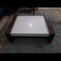 میز وسط مبلی کار کرده سالم