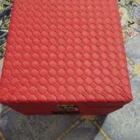 جعبه کادویی تزیینی جاکلیدی جا کارتی و ریسه ی مو