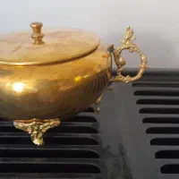 قندان پایه دار