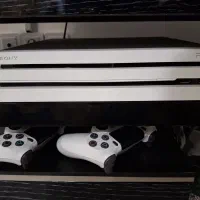 PS4 pro سفید رنگ