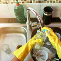استخدام همکار آقا برای بخش بک واش (ظرفشوری)