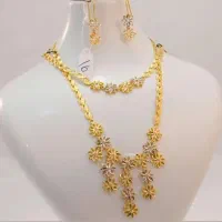 کار در کارگاه طلا سازی