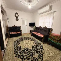 خانه یه خوابه نقلی با پارکینگ بسیار تمیز و نوساز