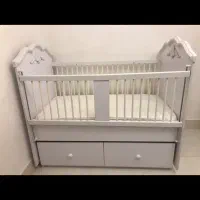 تخت وگهواره برندآپادانا