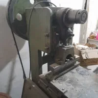 دستگاه پرس پانچ صحافی و جلدسازی