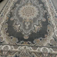 دو عدد فرش کاملا نو۹ متری ۱۵۰۰ شانه طوسی پریچهر