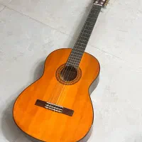 گیتار یاماها C70