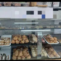 فروشندگی نان و شیرینی