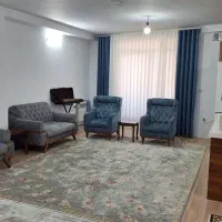 آپارتمان-با-سند-تک-برگ-غرق-نور