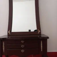 آینه  و کنسول