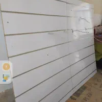 رگال شیار دار  ام دی اف و دکور پله ای مغازه پوشاک