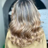 تعدادی مدل نیاز دارم