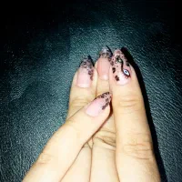 کاشت ناخون