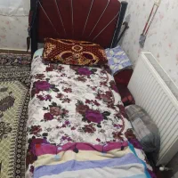 تخت خواب  تاج دررنگ زرشکی بدون تشک