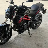 فروش موتور بنلی دو سیلندر ۳۰۰ سال ۱۴۰۲