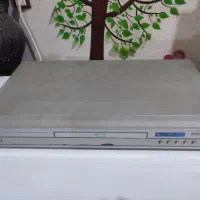 دستگاه DVD  کار کرده