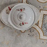 سرویس چینی گل سرخ12نفره وسرویسی چینی دودی6نفره
