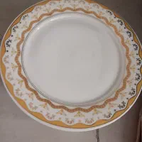 بشقاب چینی