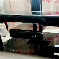 میز تلویزیون شیشه ای