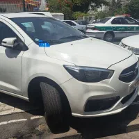 شاهین مدل ۱۴۰۱ سانروف دار