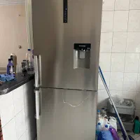 یخچال فریزر پاکشوما در حد اک با یخ ساز