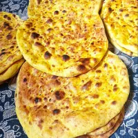گرده تازه وخوشمزه هرروز درحال پخت