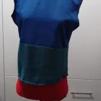 یک عدد مانکن پایه دار بلند