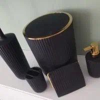 سرویس دستشویی شامل سطل فرچه جامایعی و...نو نو