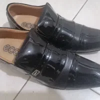 کفش مردانه ورنی