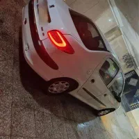 مسافر به قم و‌تهران