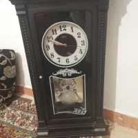 ساعت دیواری با قیمت خوب