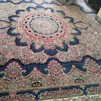 فروش فرش در حدنو  بسیار تمیز
