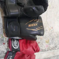 دستکش بکس