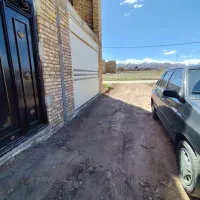 واحد مسکونی ۳ طبقه نیمه کاره