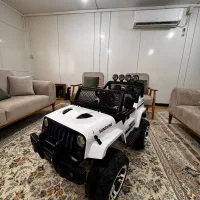 ماشین شارژی جیپ چهار موتوره