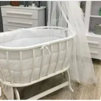 گهواره نوزاد کنار مادر ترک