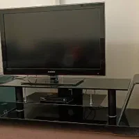 زیر تلویزیونی شیشه ای تایوانی