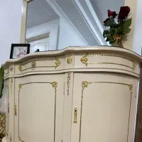 آینه و کنسول