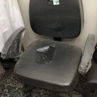 صندلی اداری چرخدار درحدنو