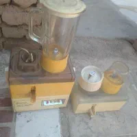 آبمیوه گیری چند کاره نینوا نوه.همراه لوازم یدکی